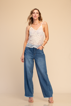 BLUSA BORDADA DE TIRANTES