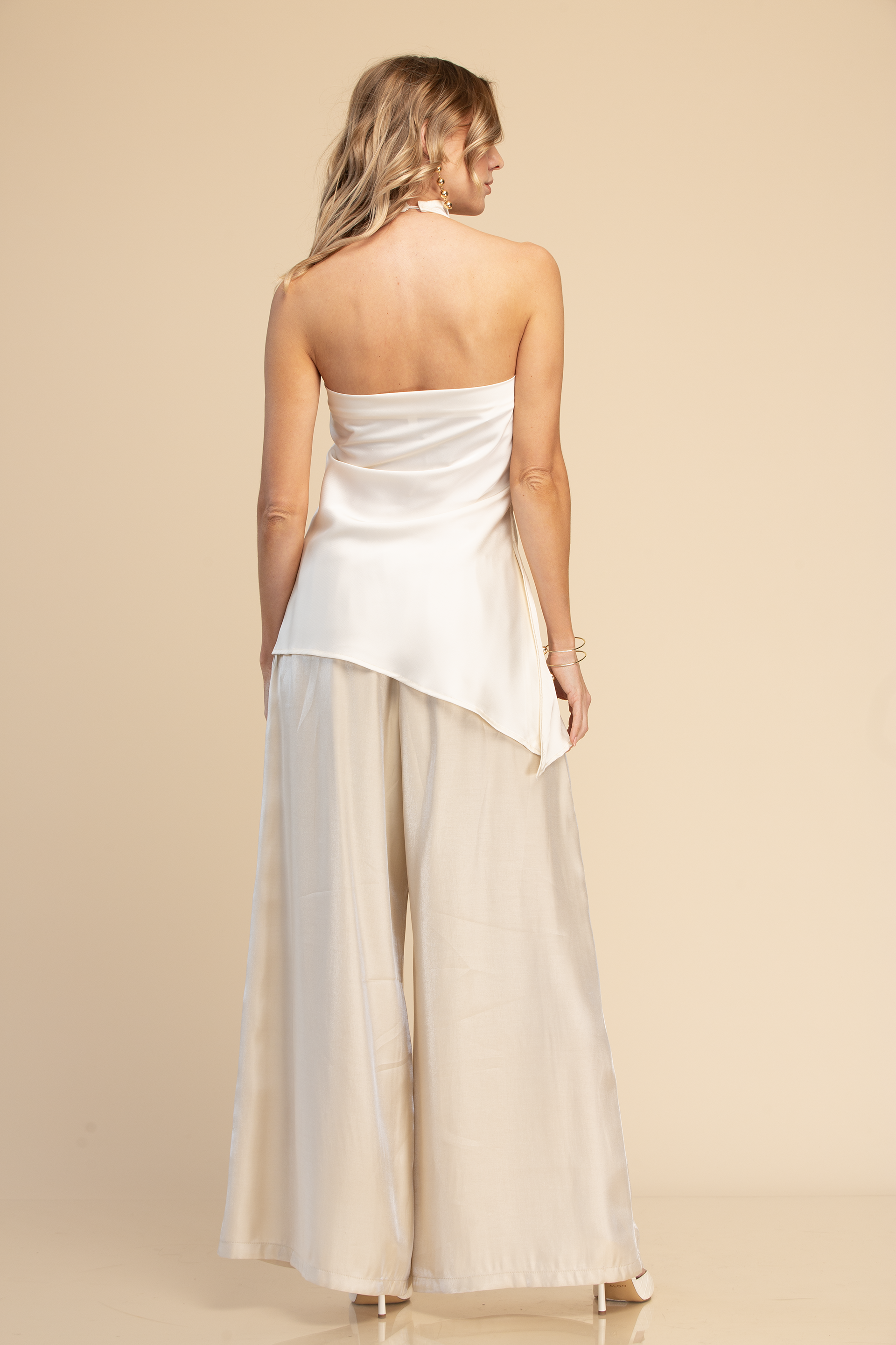 BLUSA HALTER ASIMETRICA