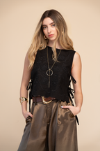 BLUSA BORDADA SIN MANGAS