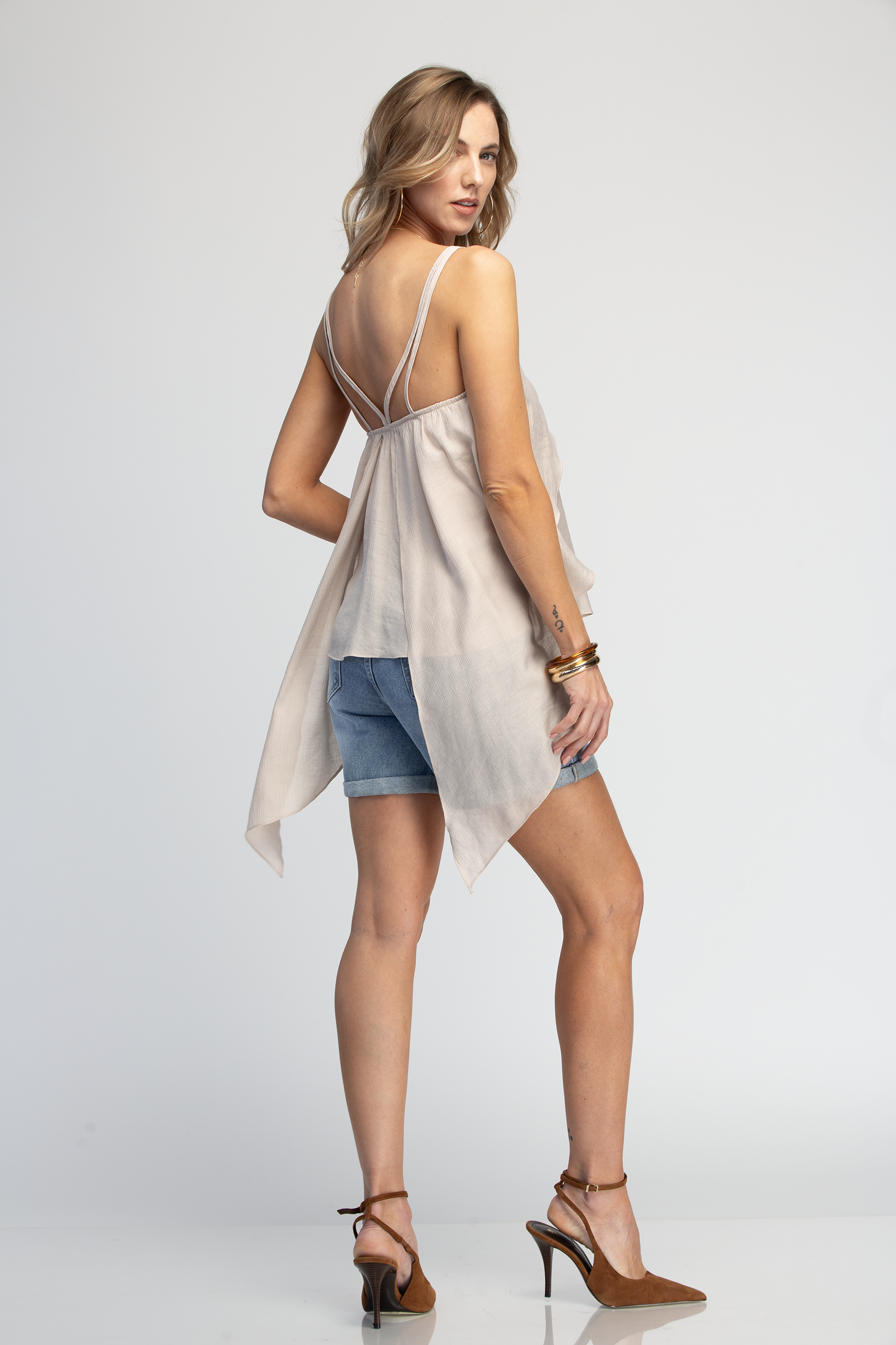BLUSA DE TIRANTES