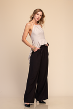 BLUSA HALTER CON ESCAROLAS