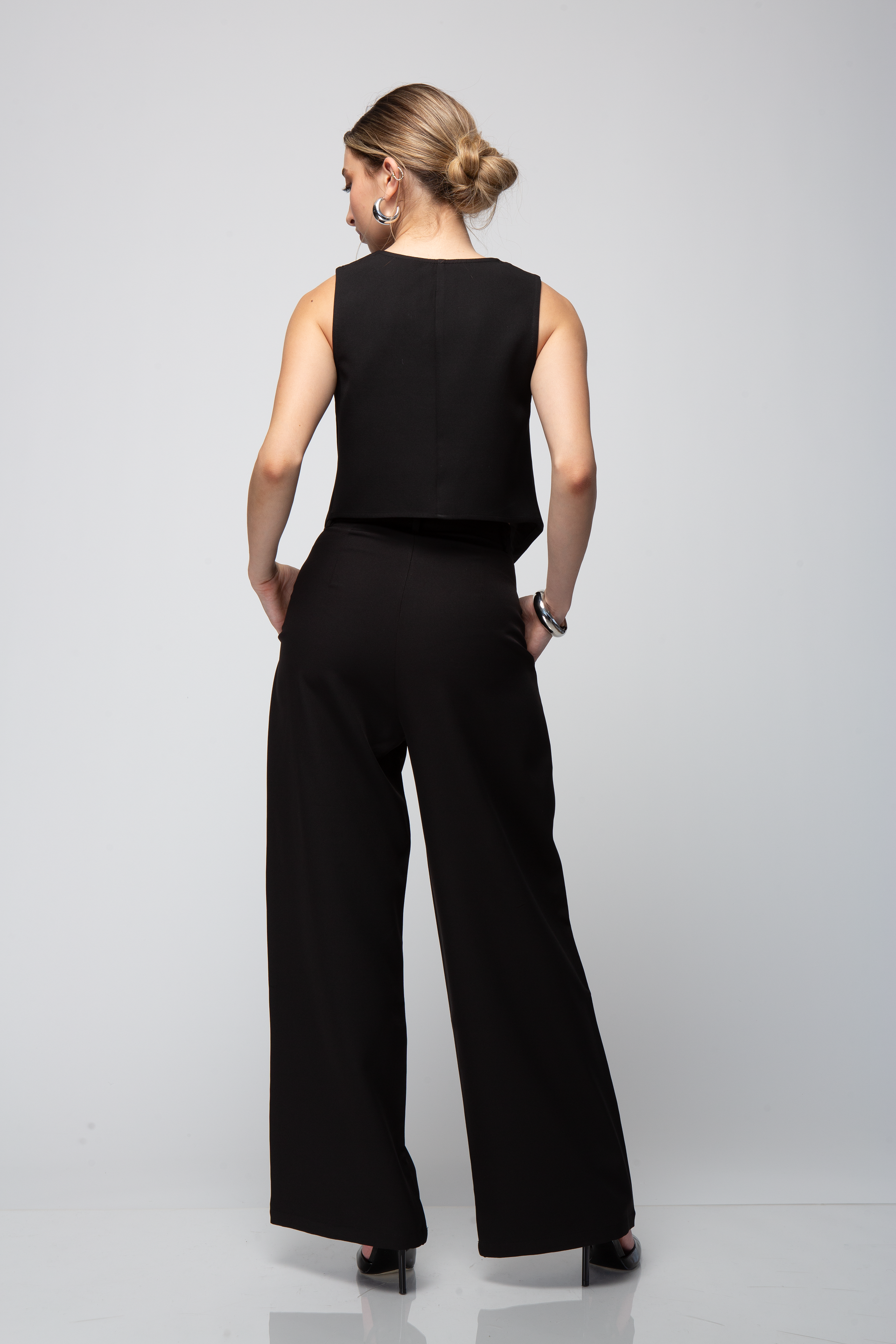 SET TOP SIN MANGAS Y FALDA