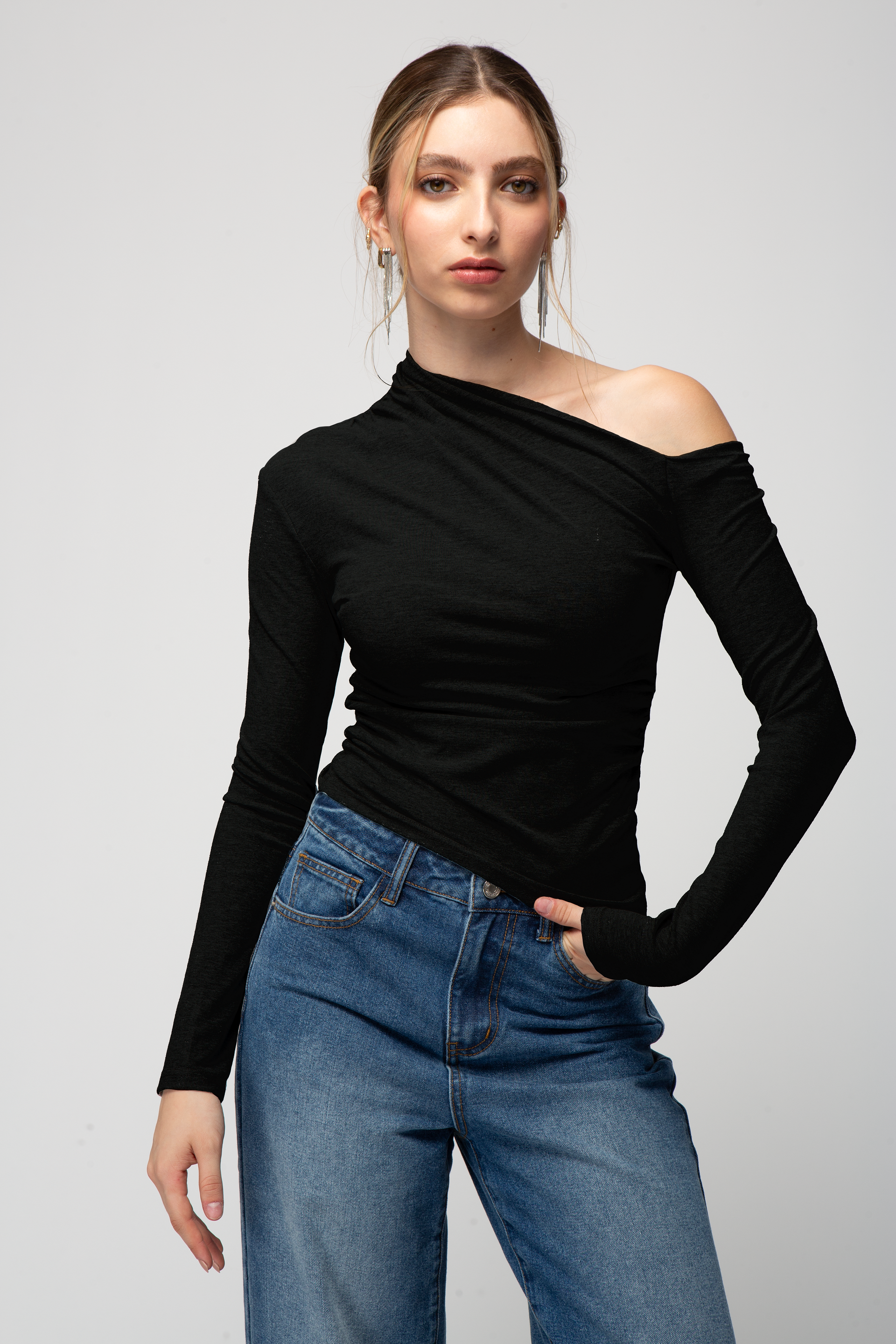 BLUSA ASIMÃ‰TRICA MANGA LARGA