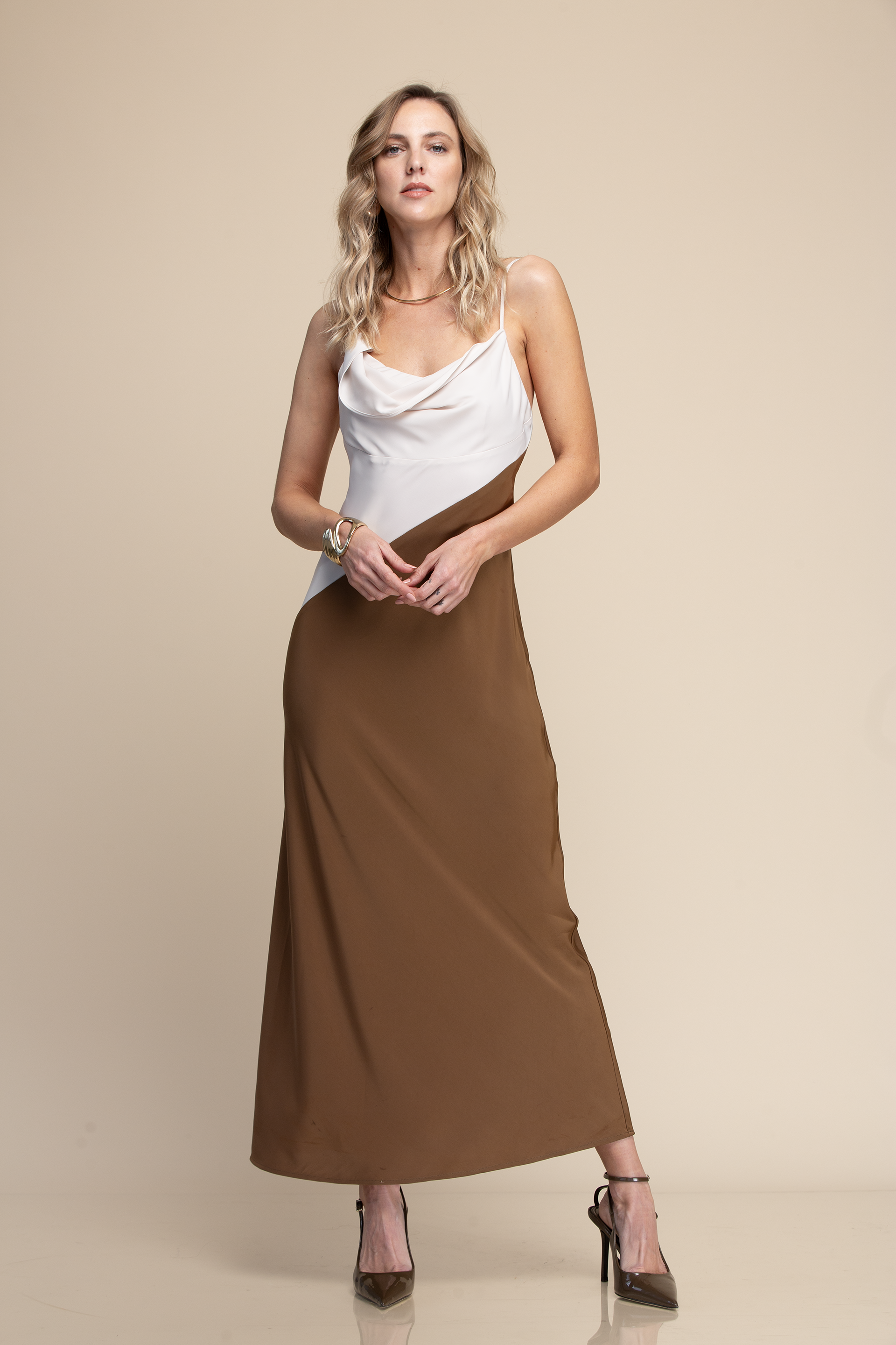 VESTIDO LARGO TIRANTES